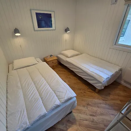 Feriehus By The Sea With Hot Tub *
